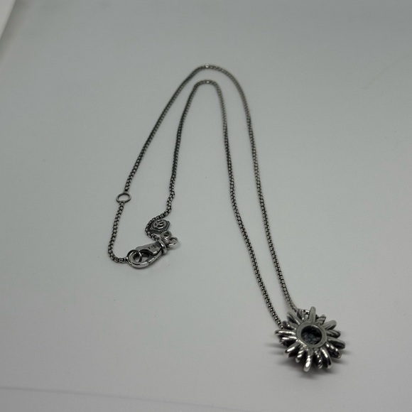 David Yurman Starburst Necklace with Pink sapphires - Picture 4 of 4